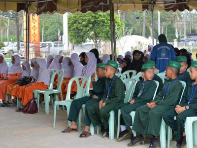 กิจกรรมมอบศุนย์ประสานงาน ศาสนา ประเพณี วัฒนธรรม ตำบลลุโบะบือซา