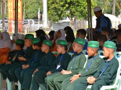 กิจกรรมมอบศุนย์ประสานงาน ศาสนา ประเพณี วัฒนธรรม ตำบลลุโบะบือซา