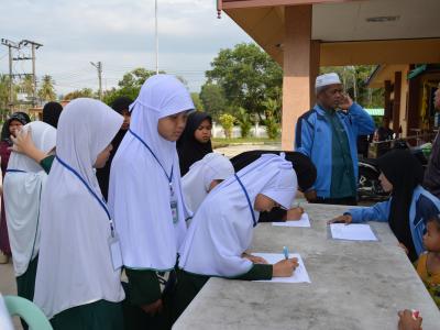 กิจกรรมมอบศุนย์ประสานงาน ศาสนา ประเพณี วัฒนธรรม ตำบลลุโบะบือซา