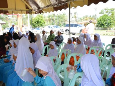 กิจกรรมมอบศุนย์ประสานงาน ศาสนา ประเพณี วัฒนธรรม ตำบลลุโบะบือซา