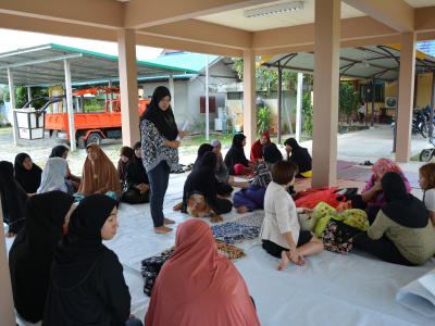 โครงการอบรมทำกระเป๋าจากเศษผ้า