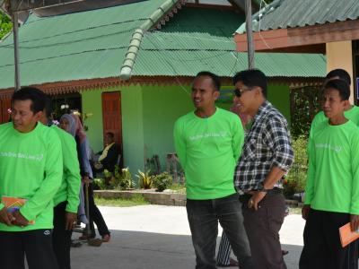 สำนักงานขนส่งนราธิวาสมาให้ความรุูด้านกฎจารจรบนท้องถนน