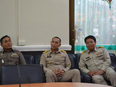 สำนักงานขนส่งนราธิวาสมาให้ความรุูด้านกฎจารจรบนท้องถนน