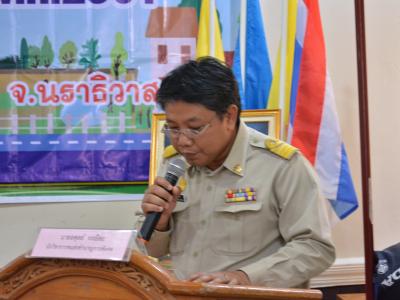 สำนักงานขนส่งนราธิวาสมาให้ความรุูด้านกฎจารจรบนท้องถนน