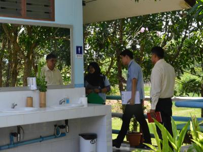 สำนักงานสาธารณสุข มาติดตามสุดยอดส้วมระดับประเทศ
