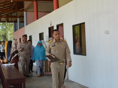 นายกร่วมประเมินโรงเรียนอิสลามนุสรณ์ เพื่อจะให้เป็นโรงเรียนประถม