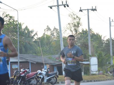 กิจกรรมวิ่งชิตเขายือลาแป