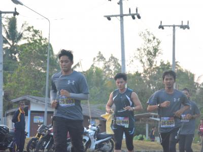 กิจกรรมวิ่งชิตเขายือลาแป