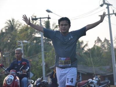 กิจกรรมวิ่งชิตเขายือลาแป