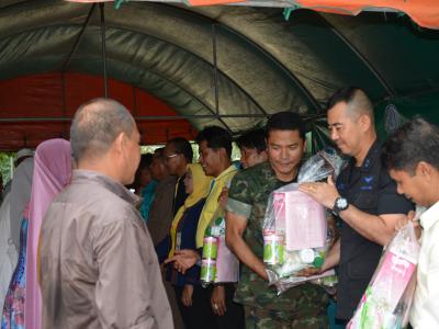 ต้อนรับรองผู้ว่าราชการจังหวัดนราธิวาส บ้านกำปงปีแซ