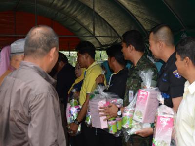 ต้อนรับรองผู้ว่าราชการจังหวัดนราธิวาส บ้านกำปงปีแซ