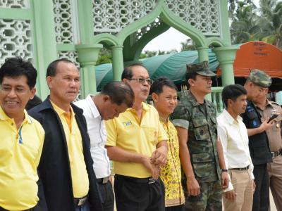 ต้อนรับรองผู้ว่าราชการจังหวัดนราธิวาส บ้านกำปงปีแซ