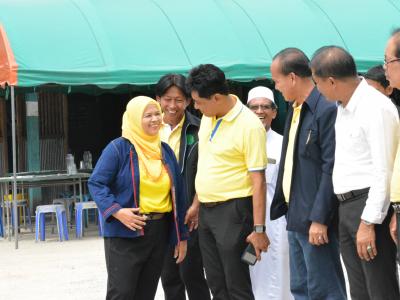 ต้อนรับรองผู้ว่าราชการจังหวัดนราธิวาส บ้านกำปงปีแซ
