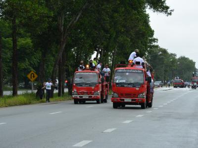 กิจกรรมล้างถนนกับบริษัทศรีตรังร่วมกับ อบต.