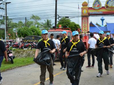 กิจกรรมล้างถนนกับบริษัทศรีตรังร่วมกับ อบต.