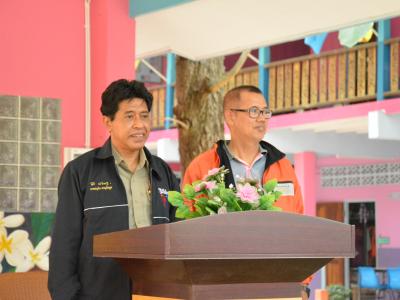 นายกประธานเปิดกิจกรรมกีฬาสีภายในโรงเรียนบ้านกาแร