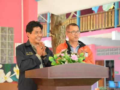 นายกประธานเปิดกิจกรรมกีฬาสีภายในโรงเรียนบ้านกาแร