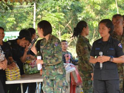 หน่วยทหารใช้สถานที่ กิจกรรมพบปะประชาชน