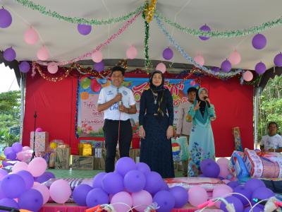 นายกเป็นประธานพิธีเปิดกิจกรรมงานวันเด็กโรงเรียนบ้านลุโบะดาโต๊ะ