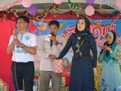 นายกเป็นประธานพิธีเปิดกิจกรรมงานวันเด็กโรงเรียนบ้านลุโบะดาโต๊ะ