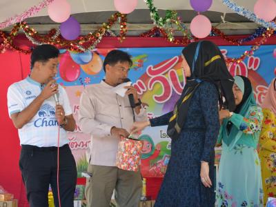 นายกเป็นประธานพิธีเปิดกิจกรรมงานวันเด็กโรงเรียนบ้านลุโบะดาโต๊ะ