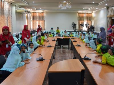 โรงเรียนอิสลามวิทยานุสรณ์ มาทัศนศึกษาดูงานอบต.ลโบะบือซา