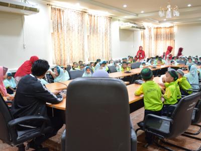 โรงเรียนอิสลามวิทยานุสรณ์ มาทัศนศึกษาดูงานอบต.ลโบะบือซา