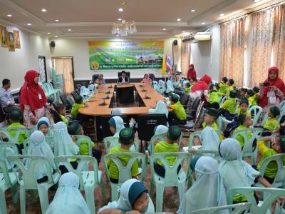 โรงเรียนอิสลามวิทยานุสรณ์ มาทัศนศึกษาดูงานอบต.ลโบะบือซา