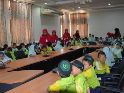 โรงเรียนอิสลามวิทยานุสรณ์ มาทัศนศึกษาดูงานอบต.ลโบะบือซา