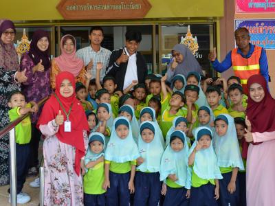 โรงเรียนอิสลามวิทยานุสรณ์ มาทัศนศึกษาดูงานอบต.ลโบะบือซา