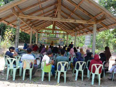 โครงการอบรมความรู้แก่เกษตร ตามแนวคิดปรัชญาเศรษฐกิจพอเพียง