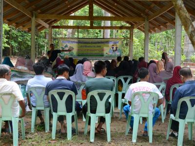 โครงการอบรมความรู้แก่เกษตร ตามแนวคิดปรัชญาเศรษฐกิจพอเพียง