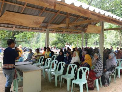 โครงการอบรมความรู้แก่เกษตร ตามแนวคิดปรัชญาเศรษฐกิจพอเพียง