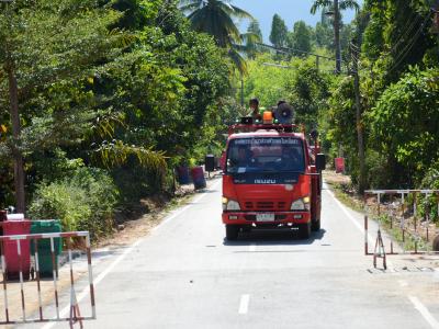 ลงประชาสัมพันธ์โรคโควิด19 ในพื้นที่ตำบลลุโบะบือซา