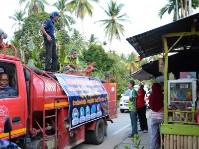 ลงประชาสัมพันธ์โรคโควิด19 ในพื้นที่ตำบลลุโบะบือซา