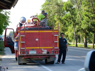 ลงประชาสัมพันธ์โรคโควิด19 ในพื้นที่ตำบลลุโบะบือซา