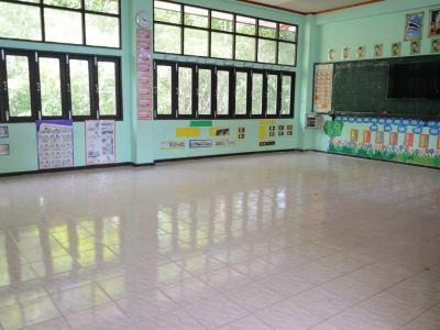 ทำความสะอาดศูนย์กักกันประจำตำบลลุโบะบือซา
