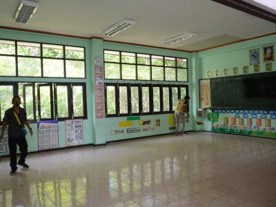 ทำความสะอาดศูนย์กักกันประจำตำบลลุโบะบือซา