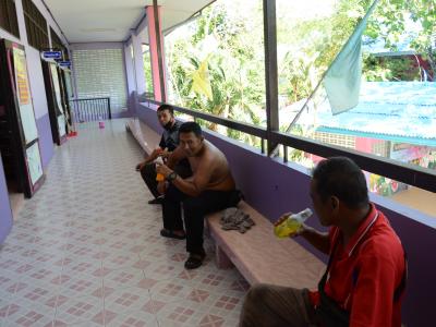ทำความสะอาดศูนย์กักกันประจำตำบลลุโบะบือซา