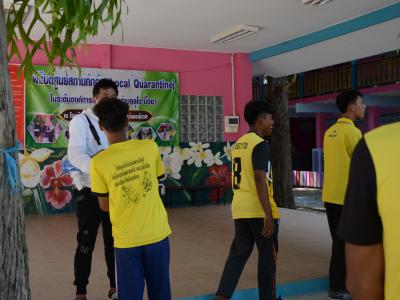 กิจกรรมทำความสะอาดศูนย์กักกันประจำตำบลลุโบะบือซา(โรงเรียนบ้านกาแ