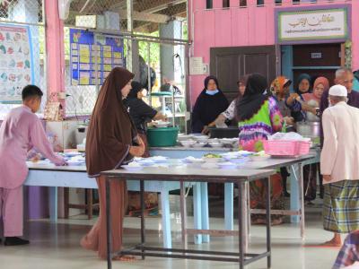 กิจกรรมส่งเสริมความสัมพันธ์โรงเรียนกับชุมชนในจังหวัดชายแดนภาคใต้