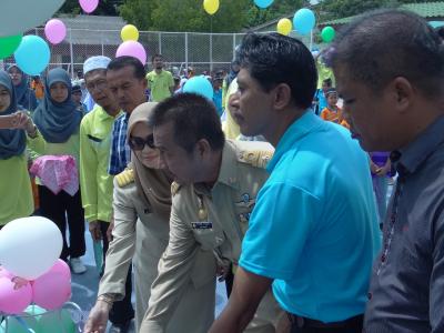 เป็นประธานเปิดกีฬาสี โรงเรียฮาซานียะห์