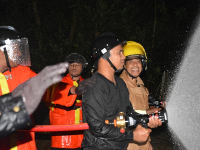 โครงการฝึกอบรมชุดปฏิบัติการจิตอาสาภัยพิบัติ(ระงับอัคคีภัยภาคกลาง