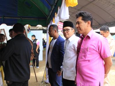 นายกเข้ากิจกรรมปอเนาะบาบอซู