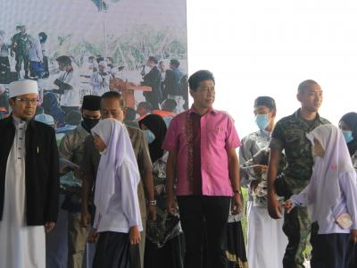 นายกเข้ากิจกรรมปอเนาะบาบอซู