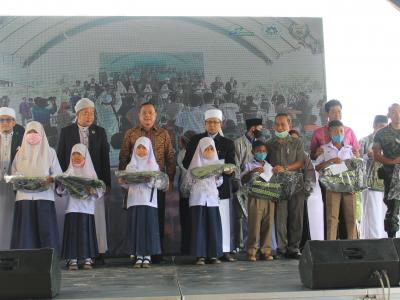 นายกเข้ากิจกรรมปอเนาะบาบอซู