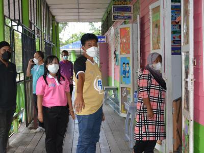 นายกลงพื้นที่ดูสถานที่จะทำศูนย์พักคอย( cI ) ประจำตำบลลุโบะบือซา
