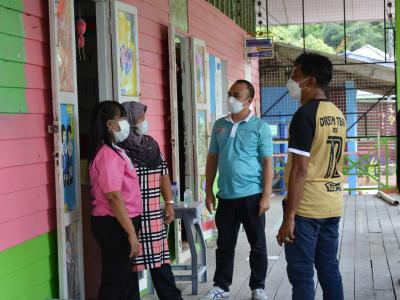 นายกลงพื้นที่ดูสถานที่จะทำศูนย์พักคอย( cI ) ประจำตำบลลุโบะบือซา