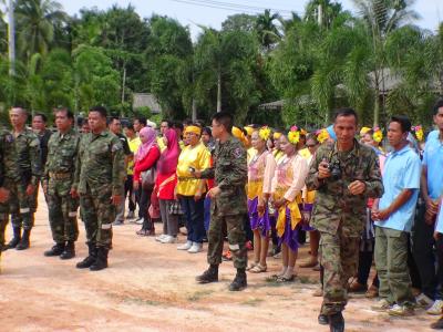 ร่วมกิจกรรมกีฬาทหาร