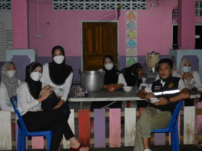 กิจกรรมฉีดวัคซีนเชิงรุกผู้สูงอายุ60ปีและกลุ่ม7โร คณโรงเรียนกาแร